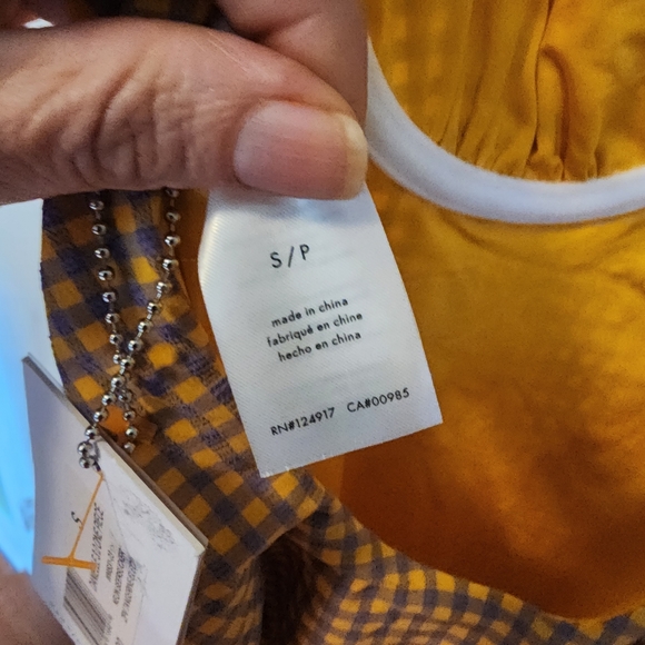 NEW WeWoreWhat Retro Danielle 3.0 One Piece Belted Swimsuit - Picture 10 of 11